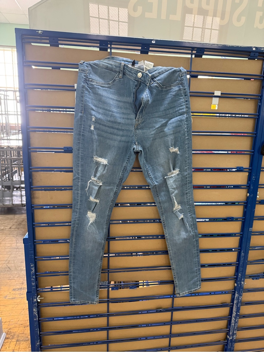 H&M Light Blue Distressed Jeggings